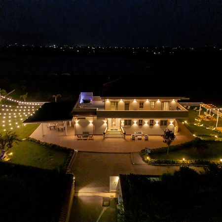 Villa Zefiro Suites & Events บัตตีปาลเลีย ภายนอก รูปภาพ